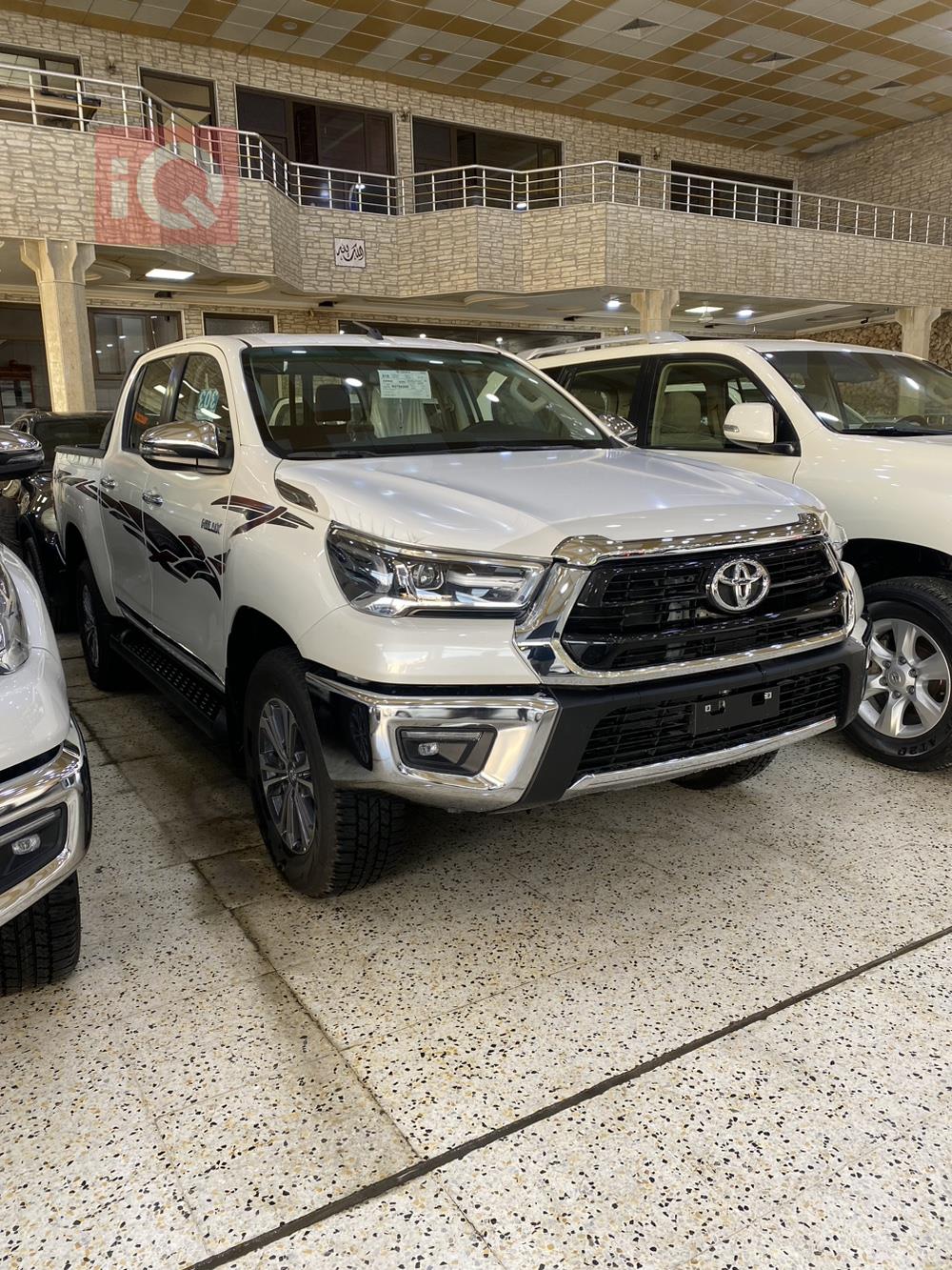 Toyota Hilux